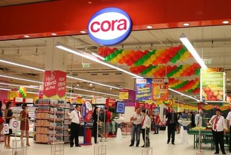 Nade si momeli de crap in magazinele Cora